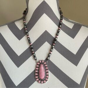 New - Elegant Pink and Gray Beaded Necklace